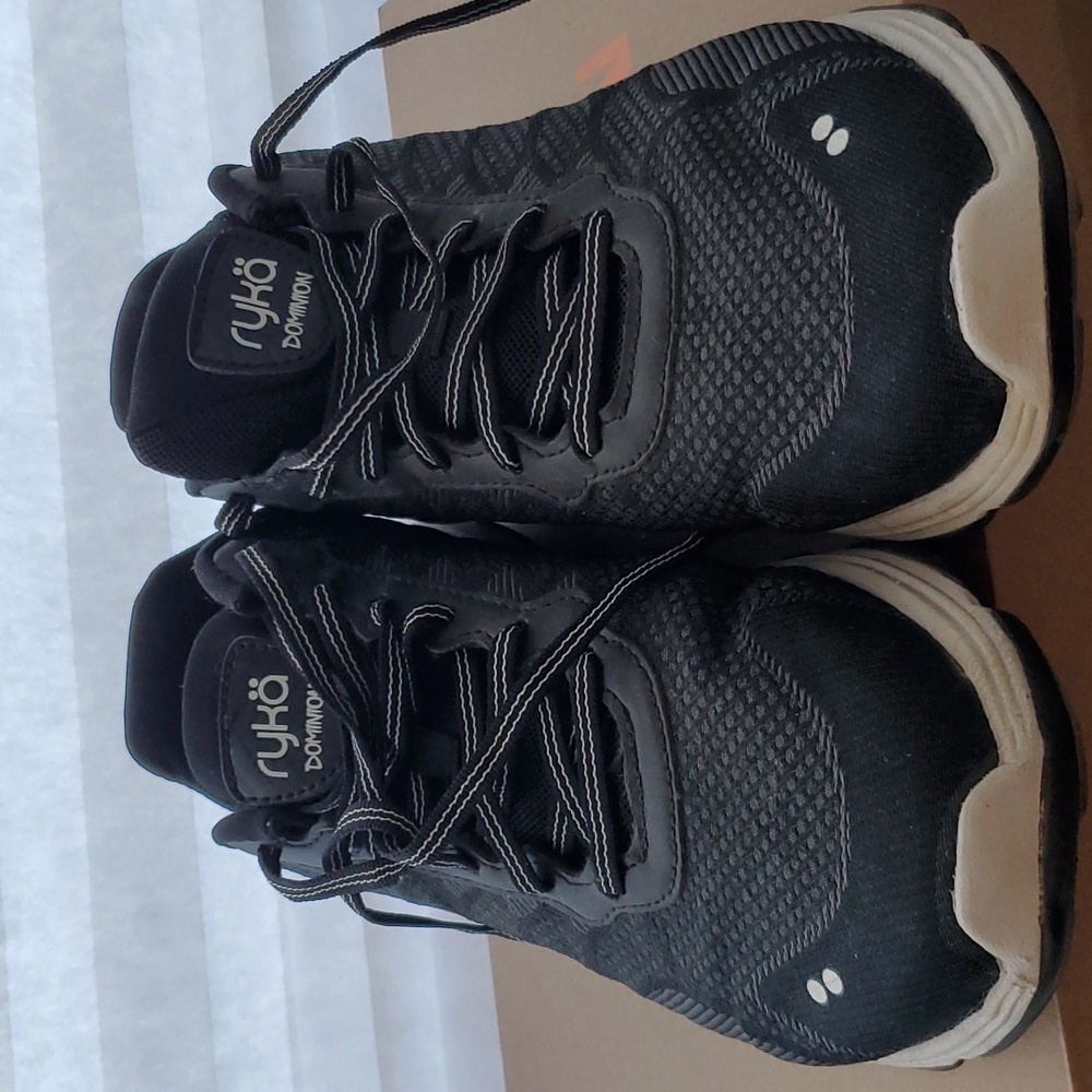 Ryka Dominion Walking & Everyday Sneakers 9W